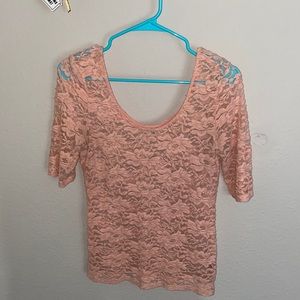 Women’s lace looking shirt